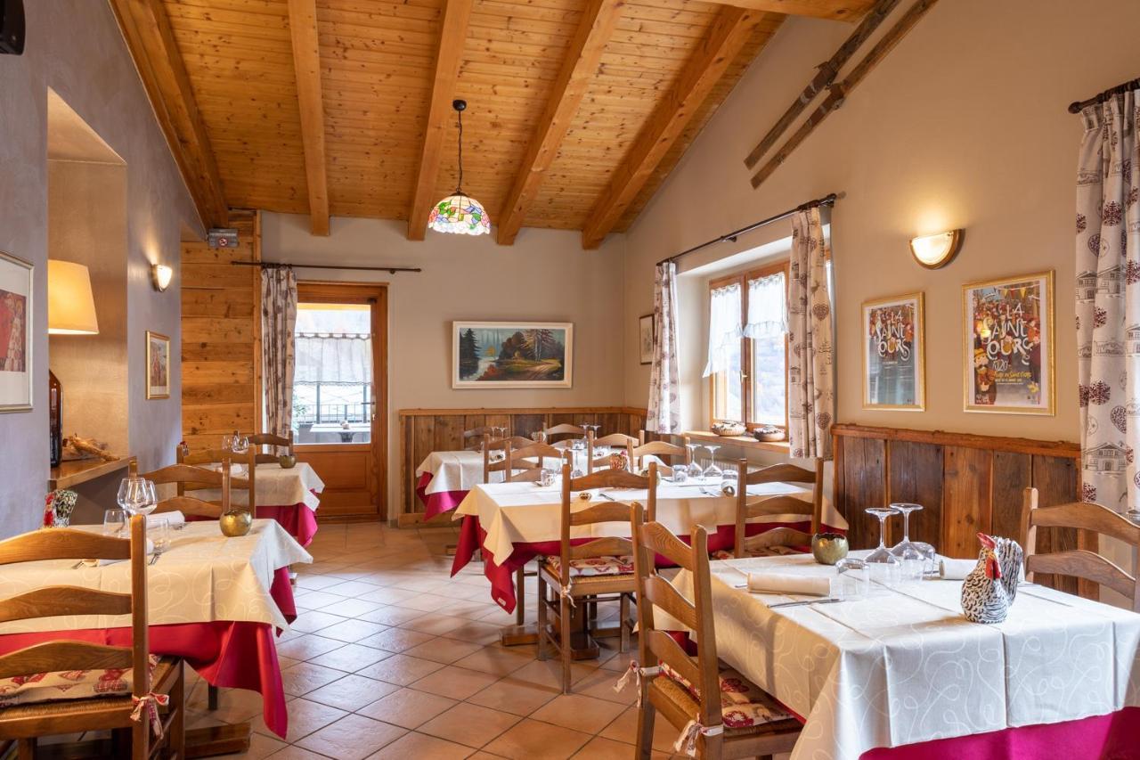 Mont Velan Chambres & Restaurant Saint-Oyen Exterior foto